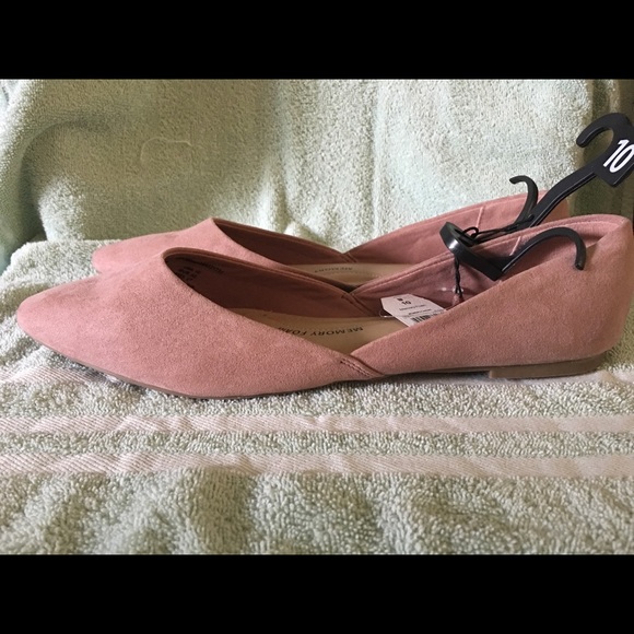 almond toe flats. - Picture 3 of 5